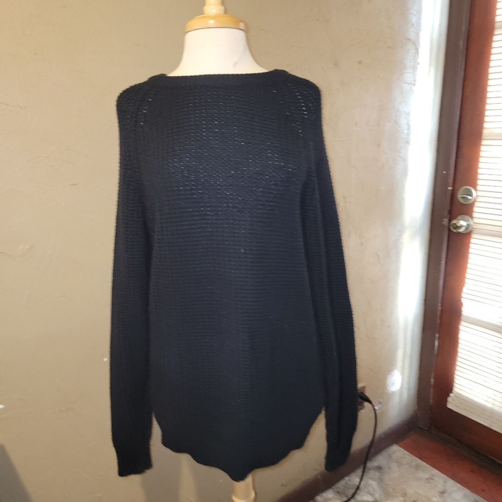 Vintage navy sweater